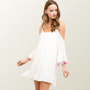 Off the Shoulder Shift Dress in White